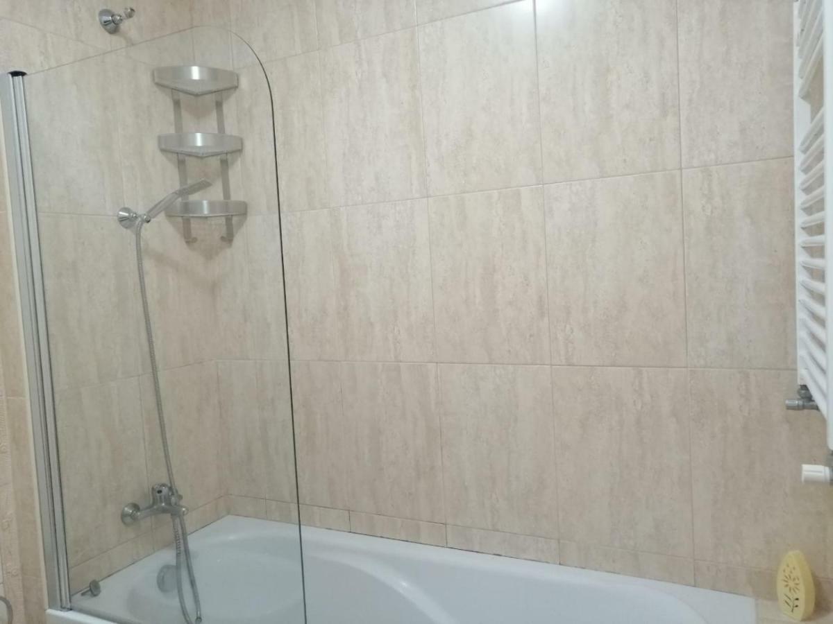 Lemon Tree Apartment 孔迪镇 外观 照片